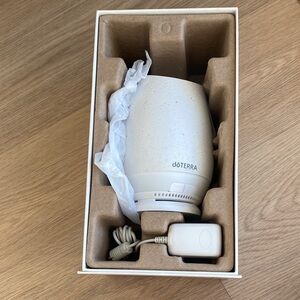 doTERRA Roam Essential Oil Diffuser. Brand New. Never Used.
